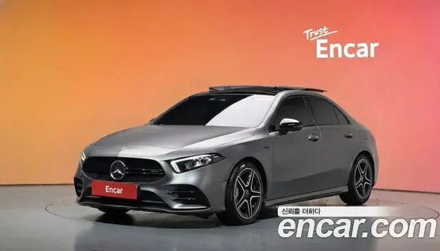 Mercedes-Benz A-Class 2023 — Фото 1/20