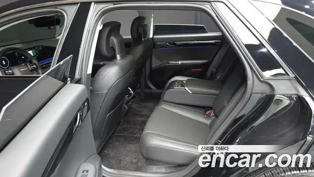 Hyundai Grandeur 2023 — Фото 11/20