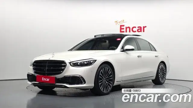 Mercedes-Benz S-Class 2023 — ფოტო 14/20
