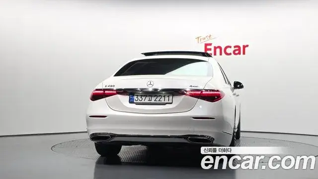 Mercedes-Benz S-Class 2023 — ფოტო 7/20