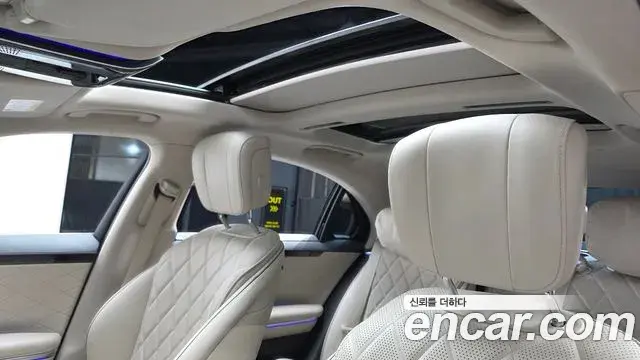 Mercedes-Benz S-Class 2023 — ფოტო 19/20