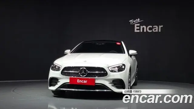Mercedes-Benz E-Class 2023 — Фото 3/20