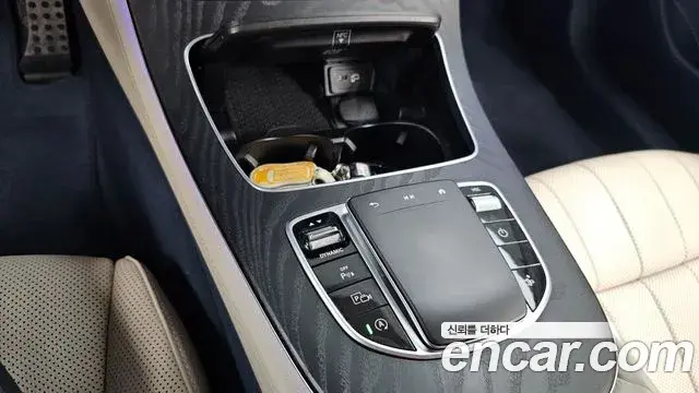 Mercedes-Benz E-Class 2023 — Фото 19/20