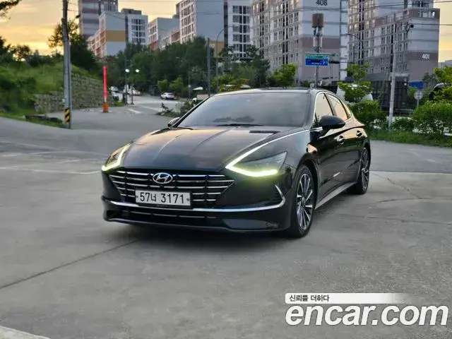 Hyundai Sonata 2019 — Фото 2/17
