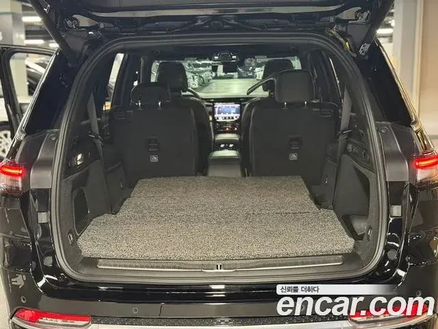 Jeep Grand Cherokee 2022 — Фото 19/20