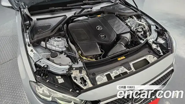 Mercedes-Benz E-Class 2024 — Фото 5/20