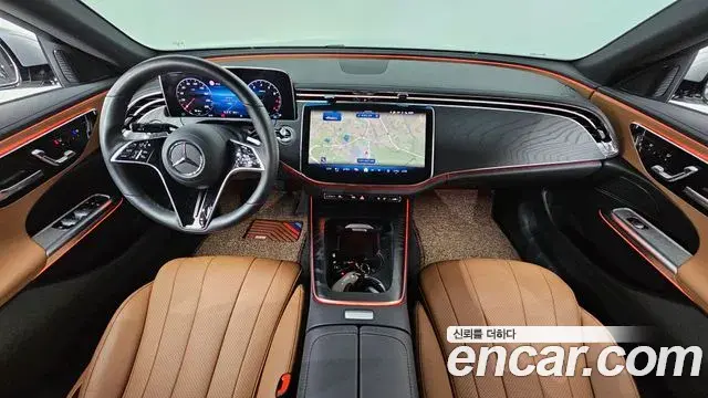 Mercedes-Benz E-Class 2024 — Фото 6/20