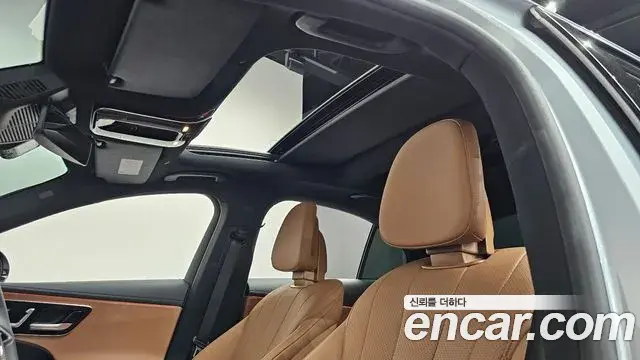 Mercedes-Benz E-Class 2024 — Фото 16/20