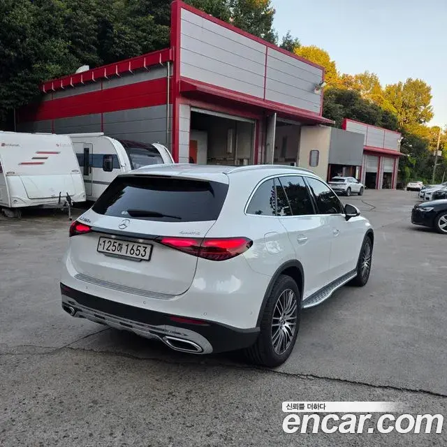 Mercedes-Benz GLC-Class 2023 — Фото 5/20