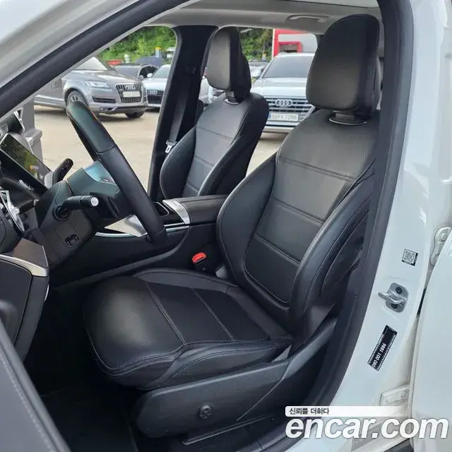 Mercedes-Benz GLC-Class 2023 — Фото 9/20