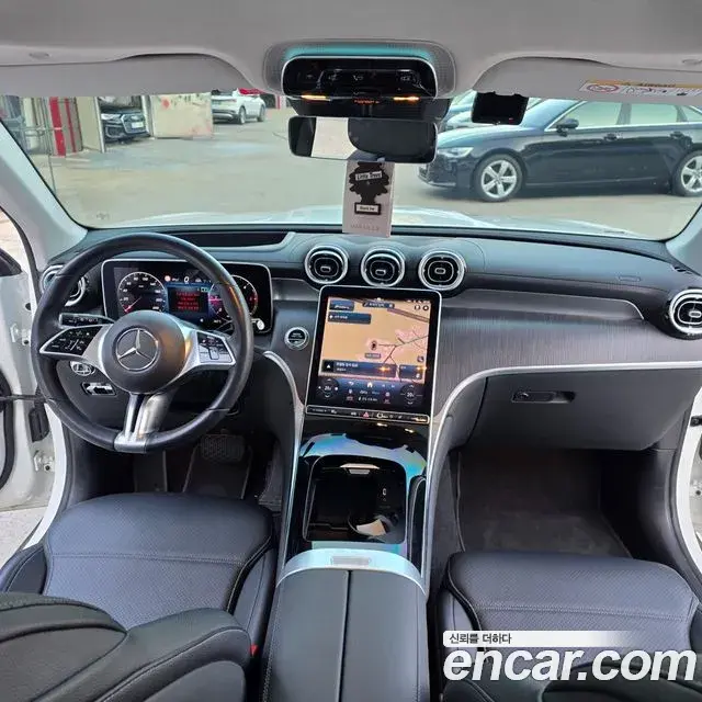 Mercedes-Benz GLC-Class 2023 — Фото 13/20