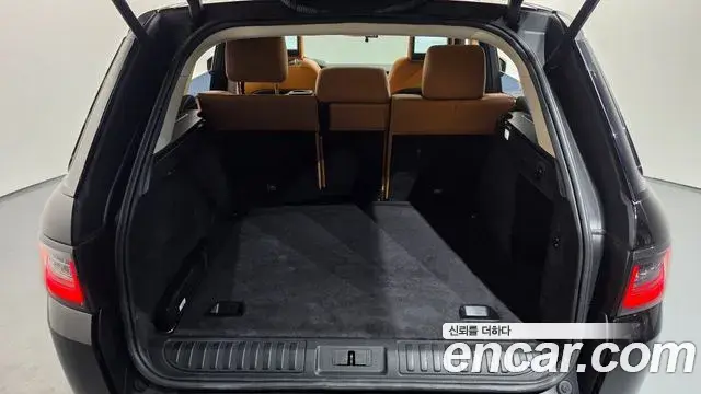 Land Rover Range Rover Sport 2018 — Photo 20/40