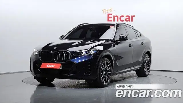 BMW X6 2023 — Фото 1/20