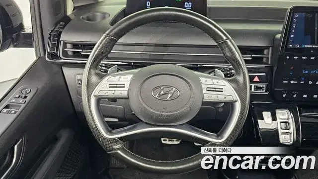 Hyundai Staria 2021 — Фото 13/20