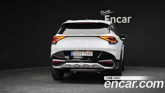 Kia Sportage 2023 — Фото 4/20