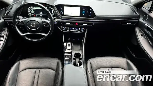 Hyundai Sonata 2022 — Фото 7/20