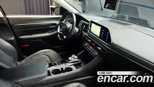 Hyundai Sonata 2022 — Фото 19/20