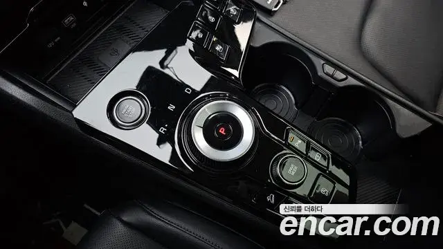 Kia Sportage 2021 — Photo 4/20