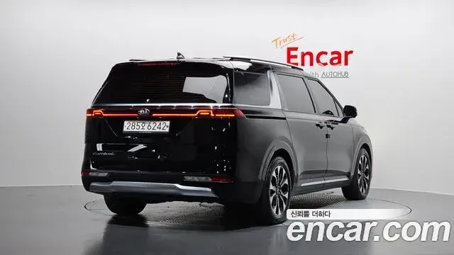 Kia Carnival 2020 — Фото 2/20