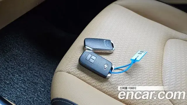 Kia Carnival 2020 — Фото 15/20