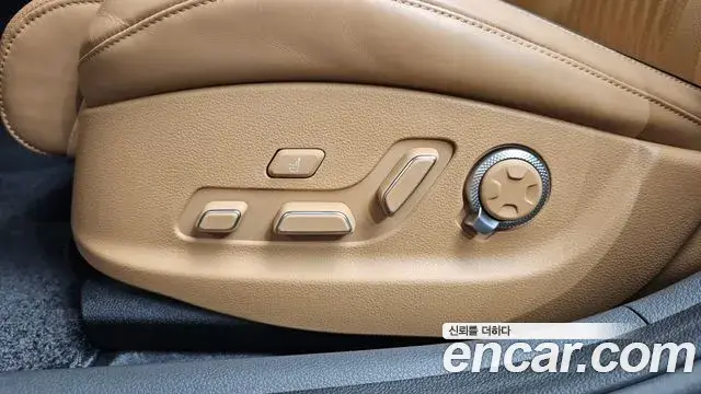 Genesis Electrified G80 2022 — Фото 15/20