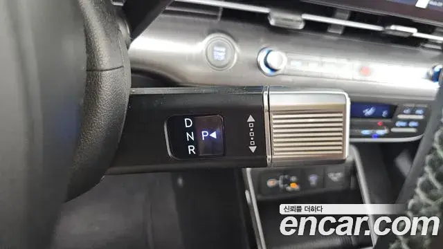 Hyundai Kona 2023 — Фото 9/20