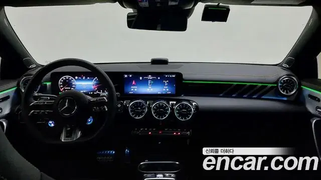 Mercedes-Benz CLA-Class 2025 — Фото 10/20