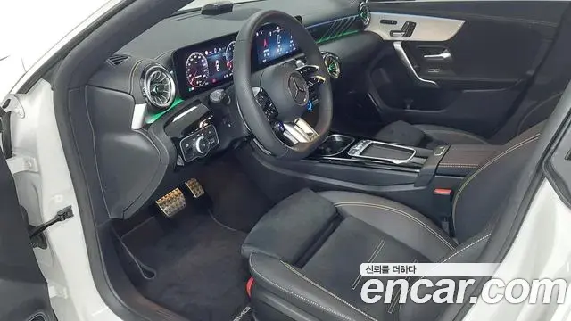 Mercedes-Benz CLA-Class 2025 — Фото 14/20