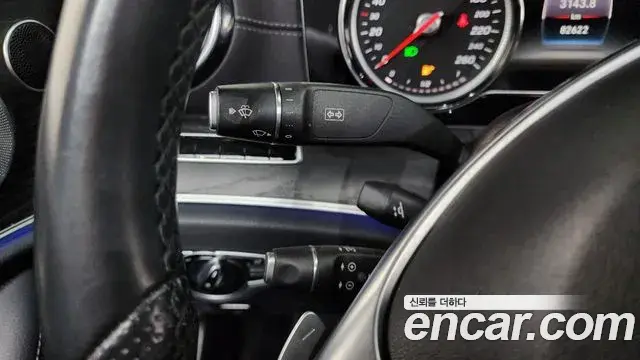 Mercedes-Benz E-Class 2018 — Фото 18/20
