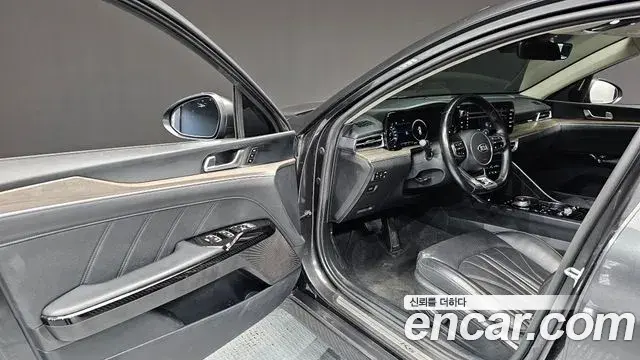 Kia K5 2021 — Photo 32/32