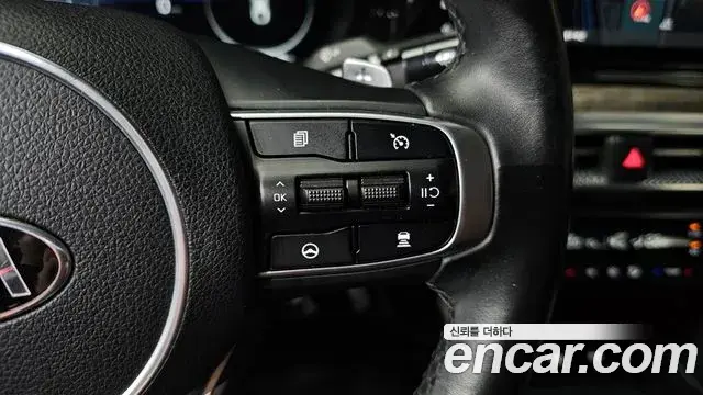 Kia K5 2021 — Photo 28/32