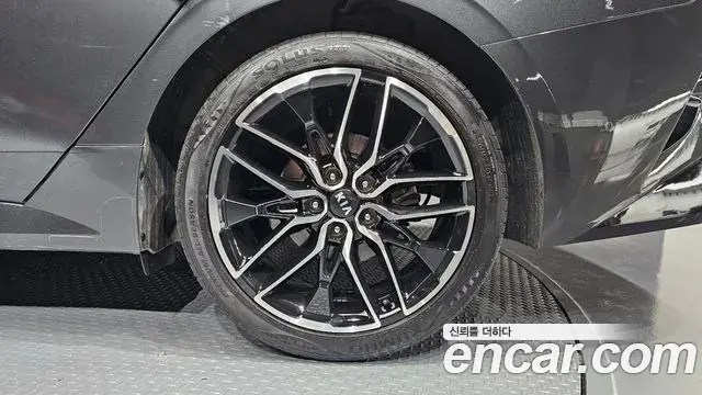 Kia K5 2021 — Photo 22/32