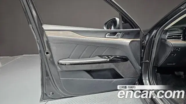 Kia K5 2021 — Photo 19/32