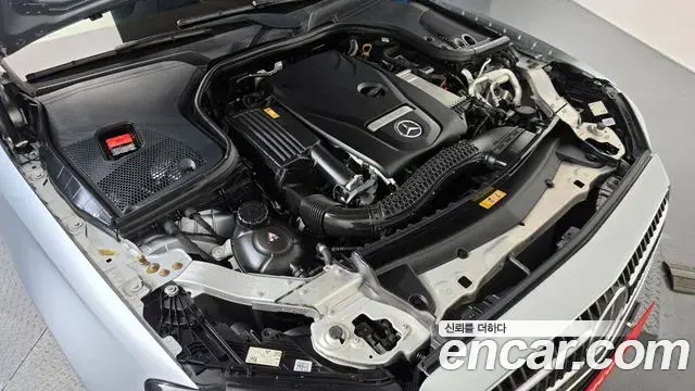 Mercedes-Benz E-Class 2021 — Фото 6/20