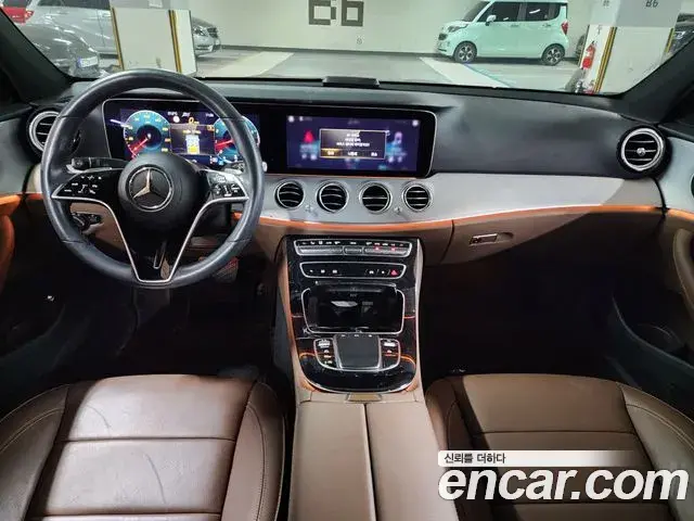 Mercedes-Benz E-Class 2021 — Фото 5/20