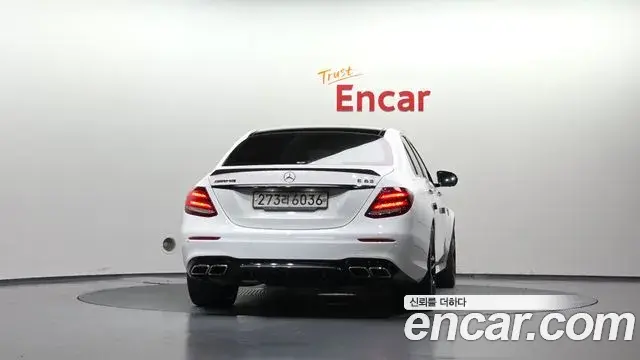 Mercedes-Benz E-Class 2019 — Фото 4/20