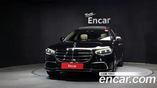 Mercedes-Benz S-Class 2025 — ფოტო 8/31