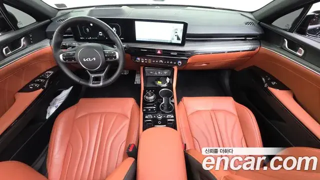 Kia K5 2025 — Photo 3/20