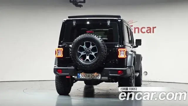 Jeep Wrangler 2022 — Фото 4/20