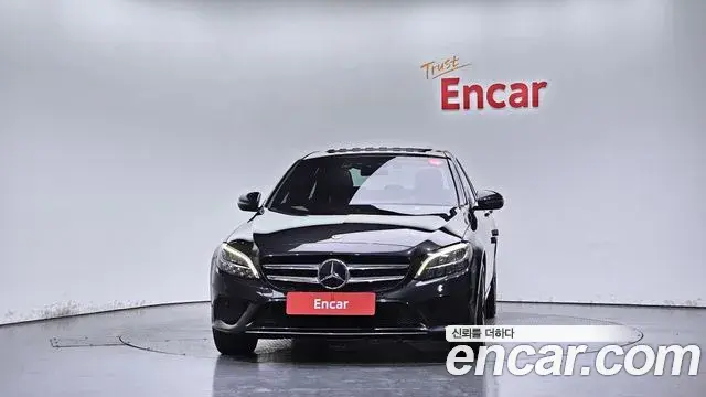 Mercedes-Benz C-Class 2020 — Фото 3/20