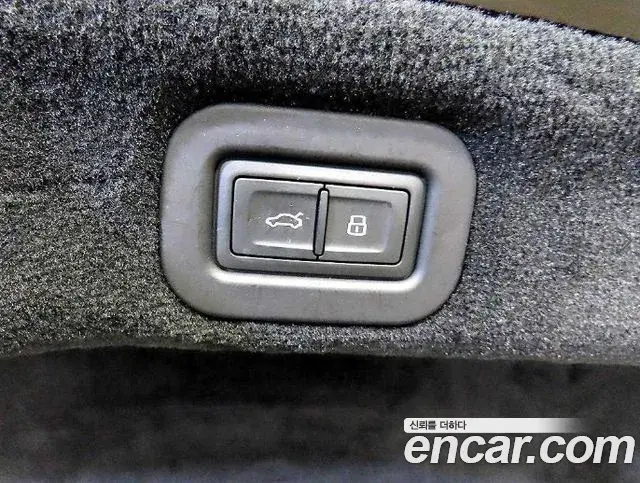 Bentley Flying Spur 2021 — Photo 9/20