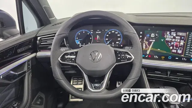 Volkswagen Touareg 2024 — Photo 7/40
