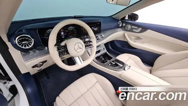 Mercedes-Benz E-Class 2022 — Фото 10/20