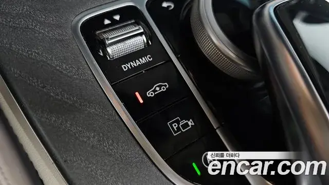 Mercedes-Benz E-Class 2022 — Фото 17/20