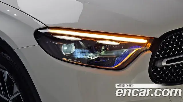 Mercedes-Benz GLC-Class 2026 — ფოტო 21/34