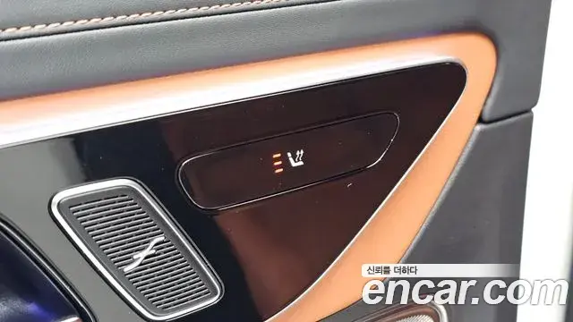 Mercedes-Benz GLC-Class 2026 — ფოტო 30/34