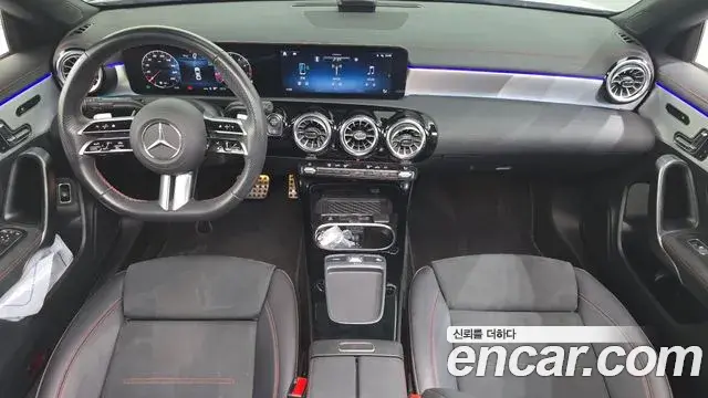 Mercedes-Benz CLA-Class 2024 — Фото 7/20