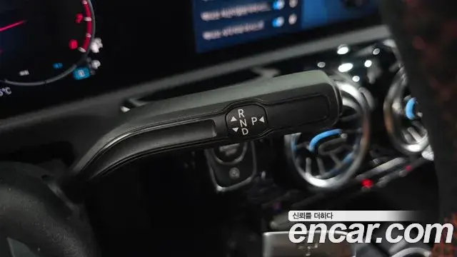 Mercedes-Benz CLA-Class 2024 — Фото 9/20