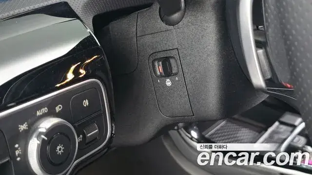 Mercedes-Benz CLA-Class 2024 — Фото 13/20