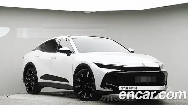 Toyota Crown Crossover 2023 — Фото 3/20